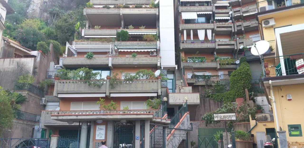 Joy Apartment تاورمينا المظهر الخارجي الصورة